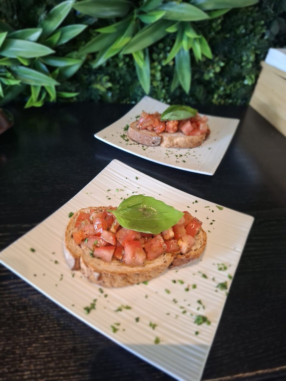 Bruschetta tomate basilic